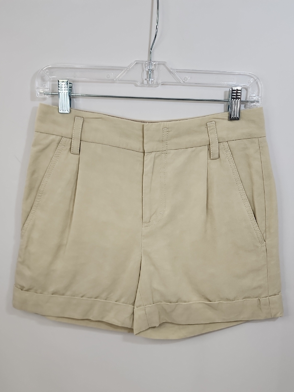 Vince Cream High Rise Cuffed Shorts Pleated Front Size 0